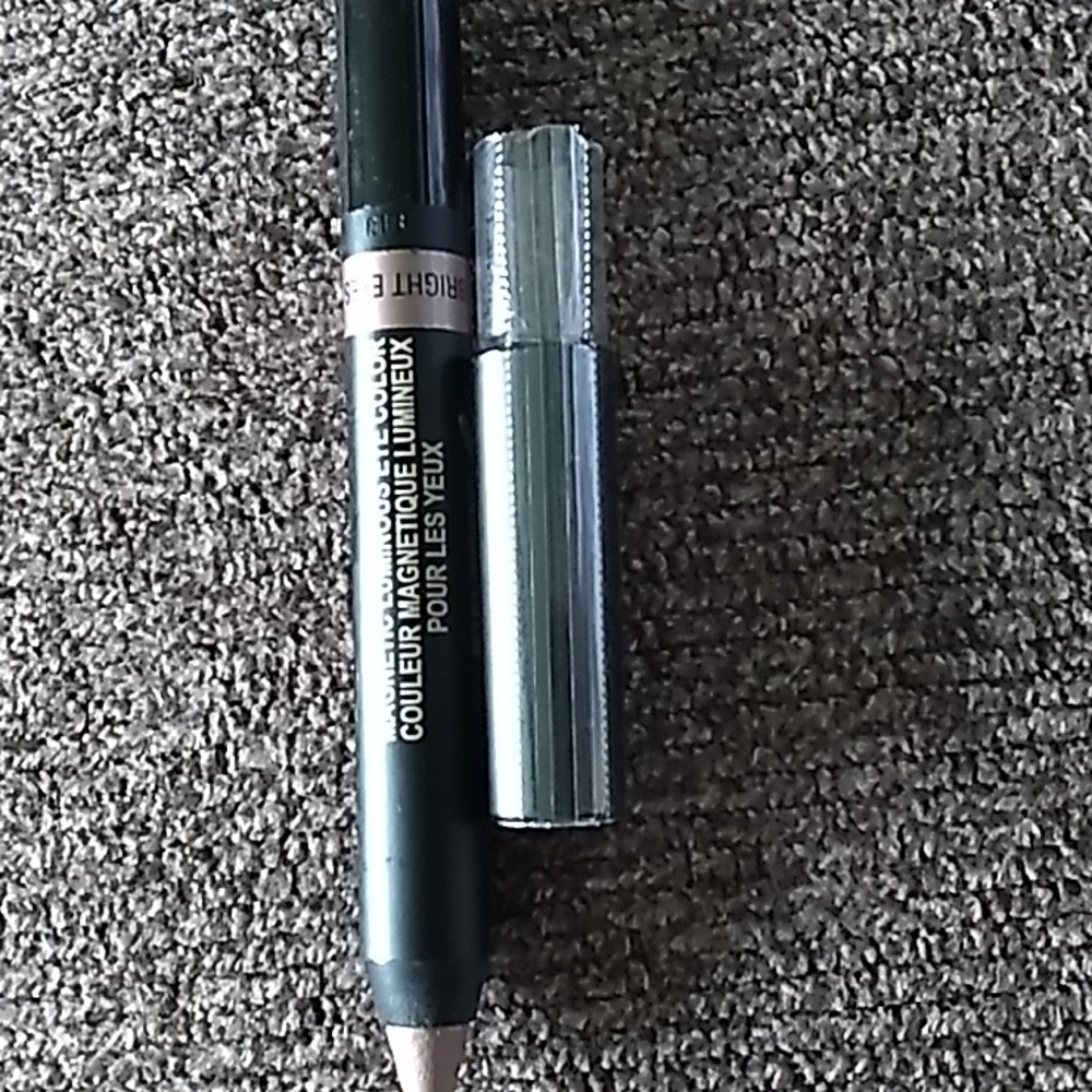 NudeStix Eye Color!